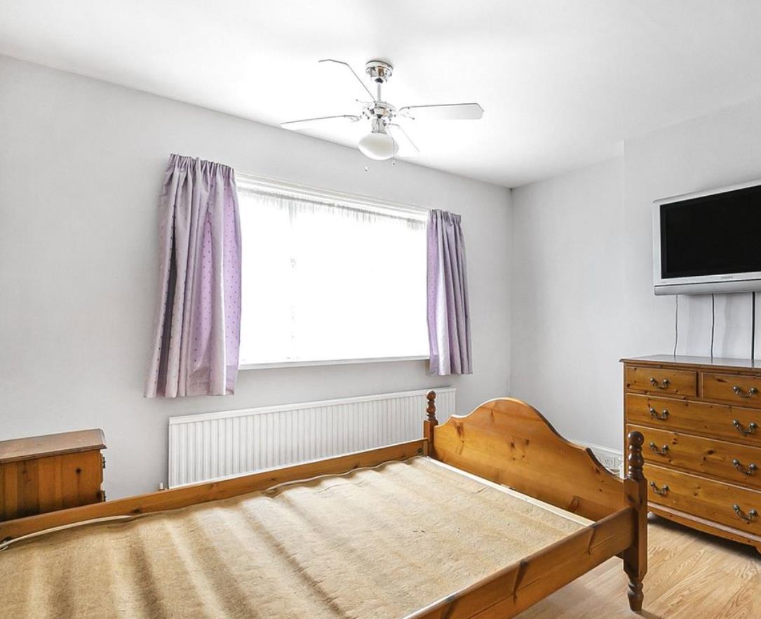 Hale Drive, London